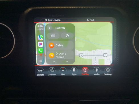 Used 2023 Jeep Wrangler Unlimited Sahara w/ Cold Weather Group AWD/4WD image 17