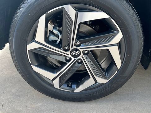 Used 2022 Hyundai Tucson Limited AWD/4WD image 24