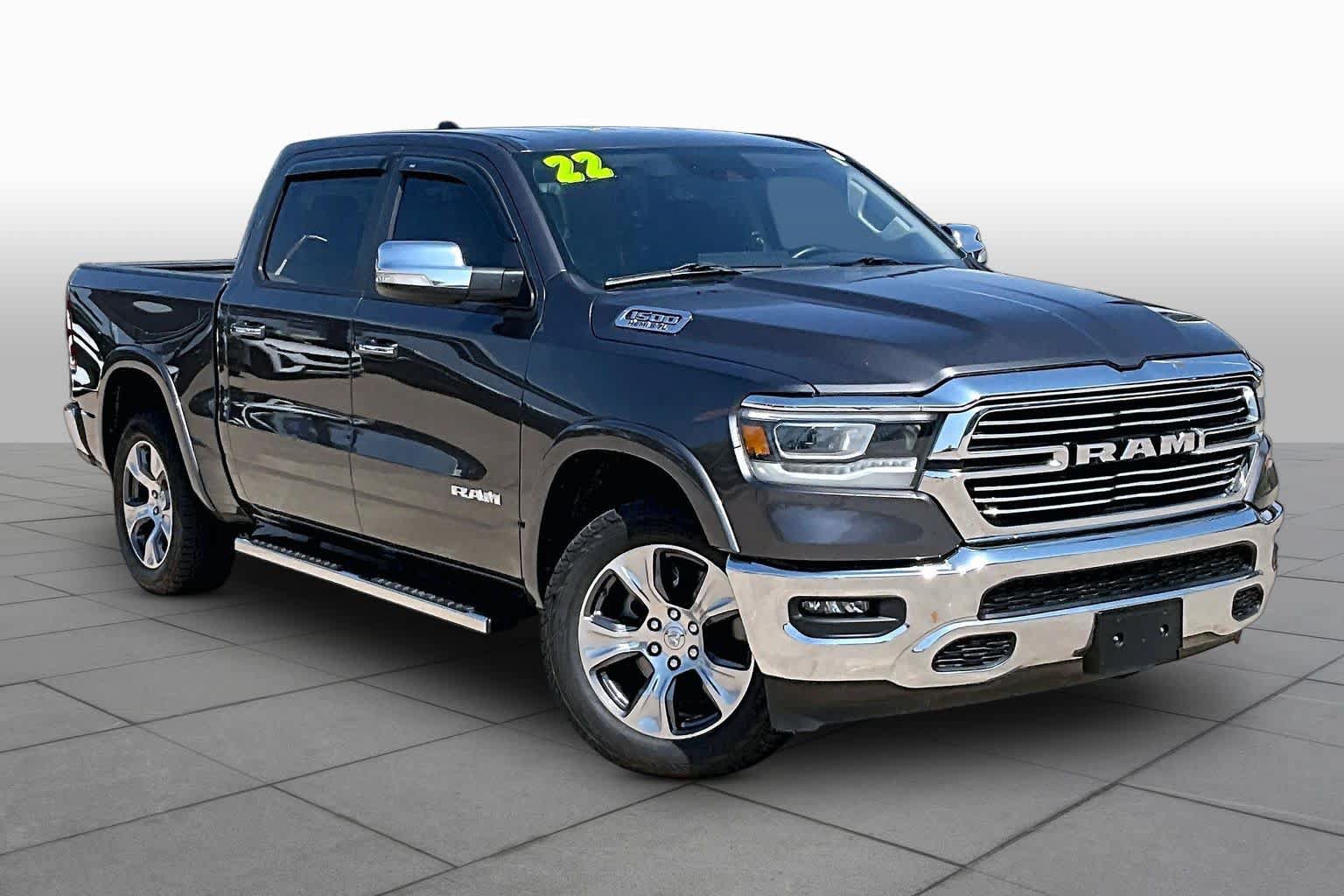 Used 2022 RAM 1500 Laramie AWD/4WD image 3