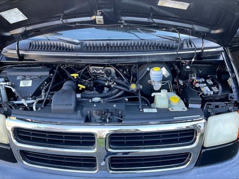 Used 2001 Dodge B3500 image 26