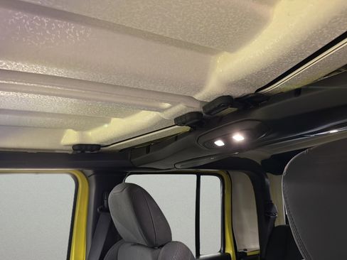 Certified 2024 Jeep Gladiator Mojave w/ Convenience Group image 12