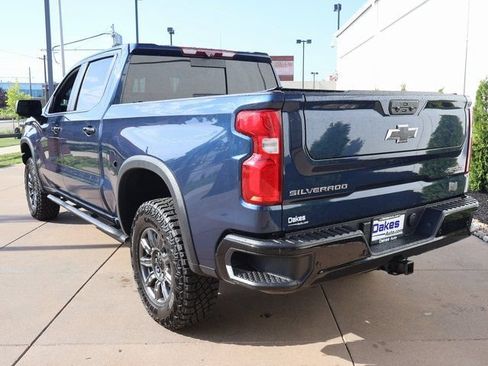 Certified 2022 Chevrolet Silverado 1500 ZR2 w/ Technology Package AWD/4WD image 4