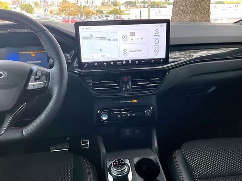 Certified 2024 Ford Escape ST-Line w/ Tech Pack #1 image 7