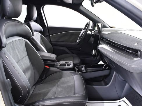 Used 2025 Ford Mustang Mach-E GT image 10