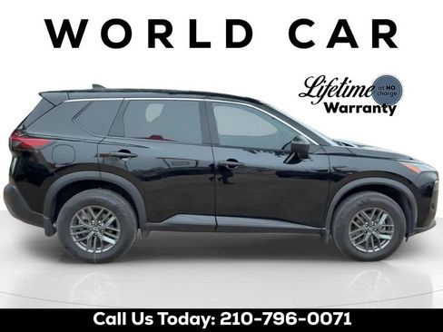 Used 2023 Nissan Rogue S FWD image 2