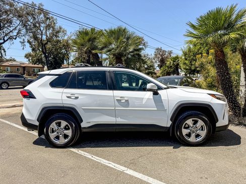 Used 2024 Toyota RAV4 XLE w/ Convenience Package AWD/4WD image 15