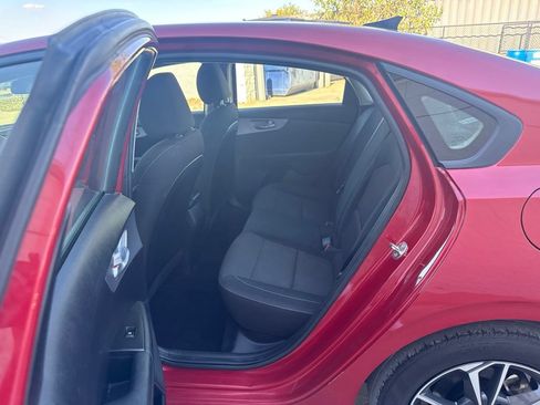 Used 2024 Kia Forte LXS FWD image 11
