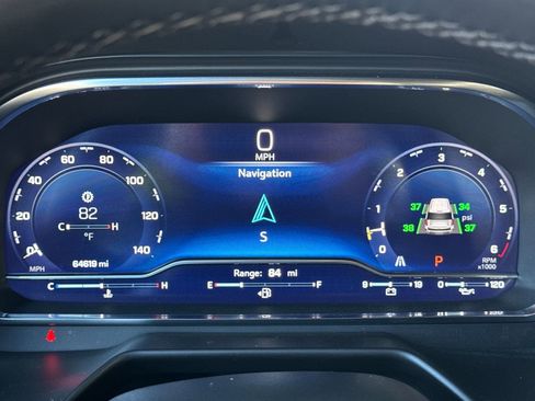 Used 2024 Chevrolet Tahoe LT image 31