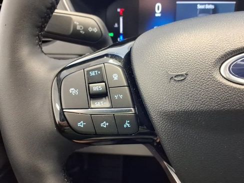 Used 2025 Ford Escape Active w/ Tech Pack #1 FWD image 18