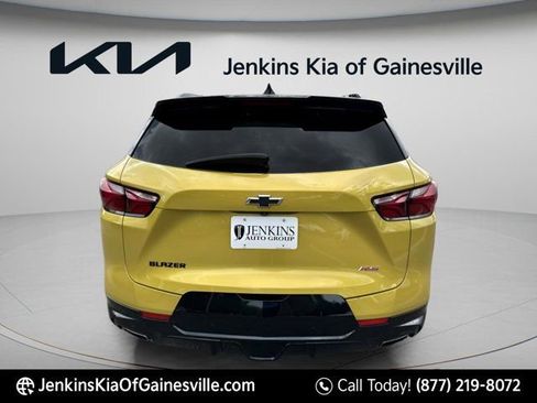 Used 2022 Chevrolet Blazer RS w/ Enhanced Convenience Package FWD image 6
