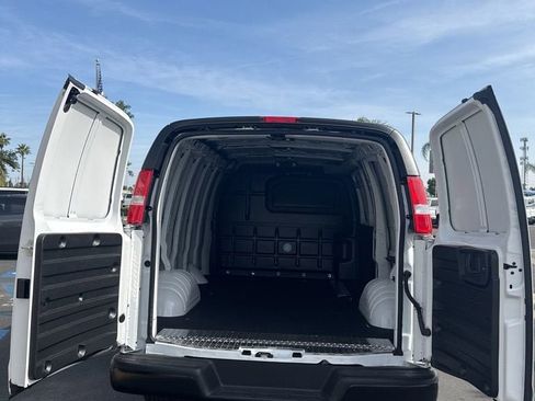 New 2026 Chevrolet Express 2500 w/ Driver Convenience Package RWD image 10