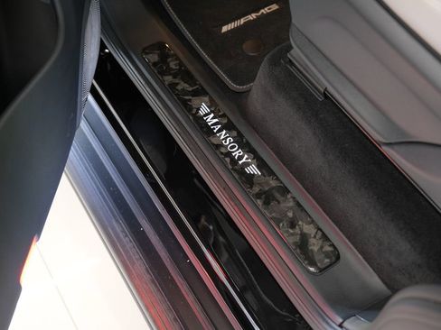 Used 2025 Mercedes-Benz G 63 AMG 4MATIC image 29