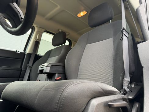 Used 2015 Jeep Patriot Latitude image 11