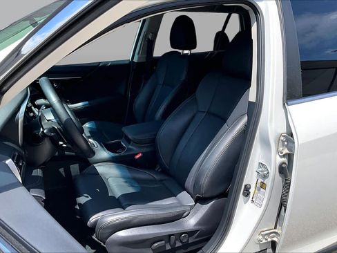 Used 2022 Subaru Outback Limited AWD/4WD image 8