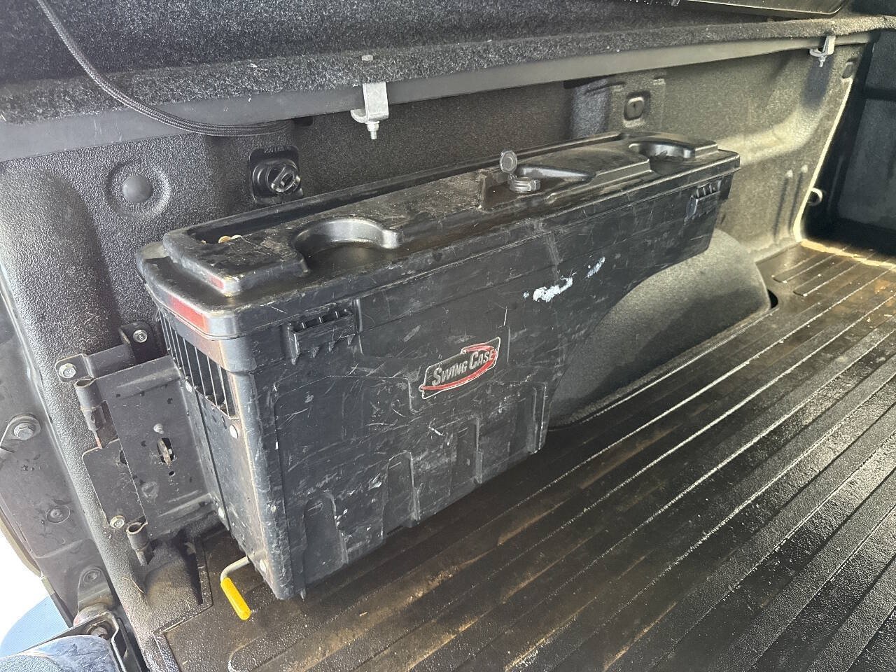 Used 2019 GMC Sierra 2500 Denali w/ Duramax Plus Package AWD/4WD image 9
