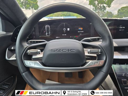 Used 2025 Lucid Air Touring AWD/4WD image 13