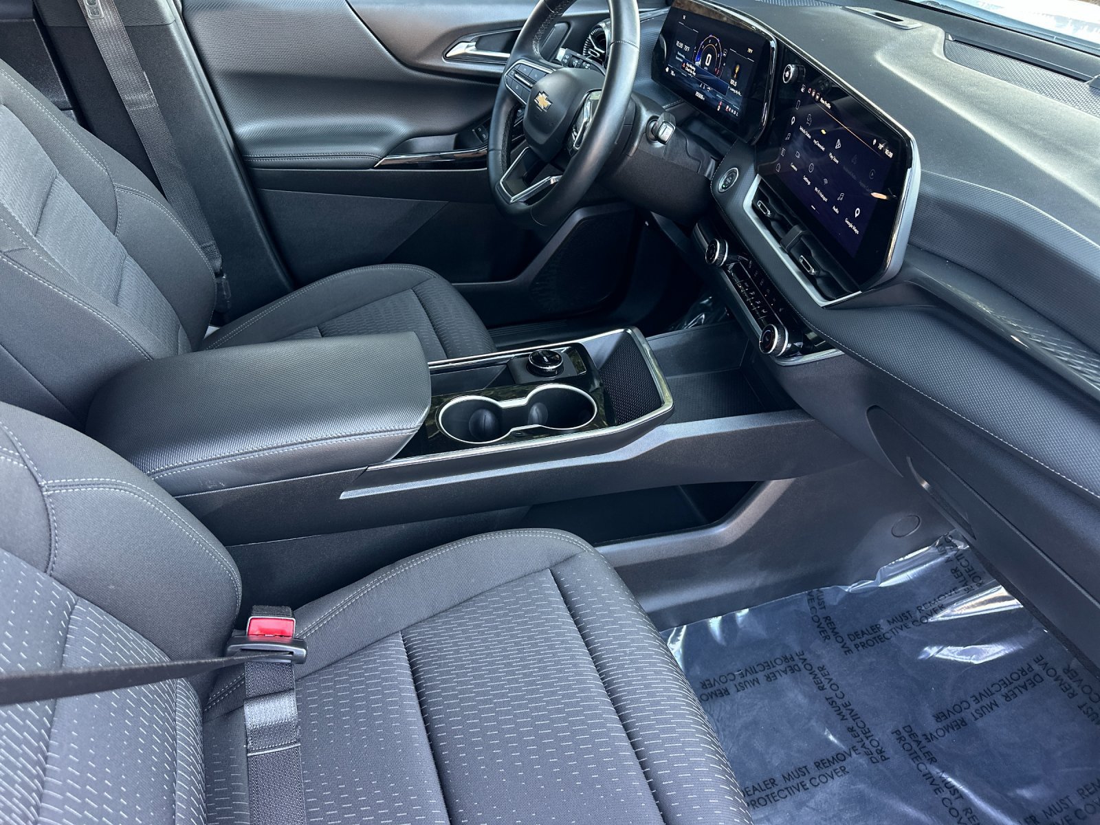 Used 2026 Chevrolet Equinox LT FWD image 16