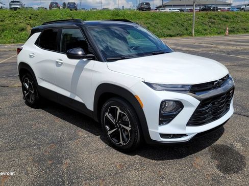 Used 2021 Chevrolet TrailBlazer RS w/ Convenience Package FWD image 16