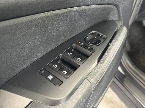 Used 2026 Kia Sportage LX FWD image 17