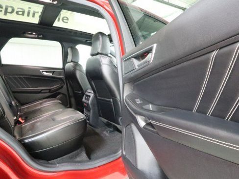 Used 2020 Ford Edge ST w/ Equipment Group 401A AWD/4WD image 12