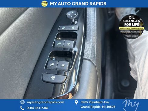 Used 2023 Kia Sportage X-Line AWD/4WD image 23