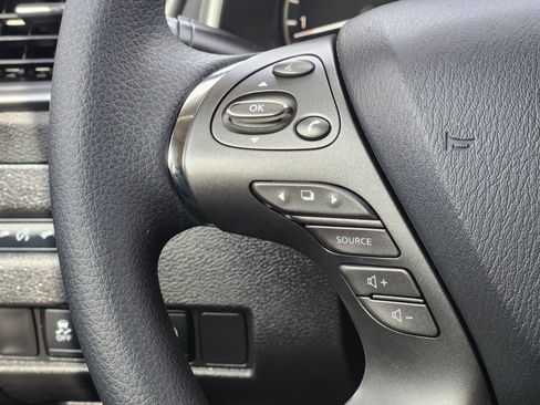 Used 2021 Nissan Murano S FWD image 31