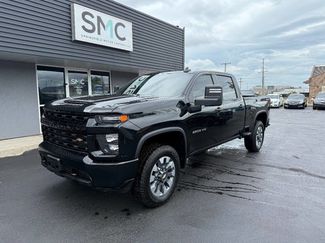 Used 2022 Chevrolet Silverado 2500 Custom w/ Custom Value Package image 1