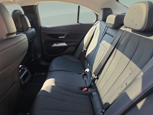 Used 2026 Mercedes-Benz E 350 Sedan image 11