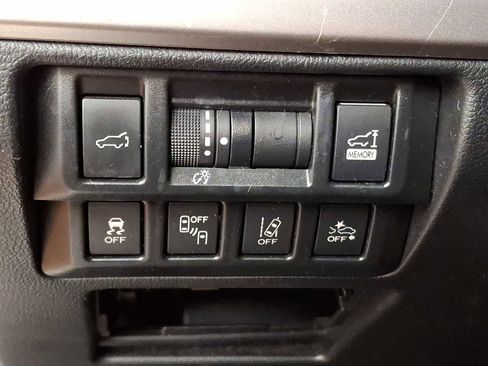 Used 2019 Subaru Outback 2.5i Touring image 19