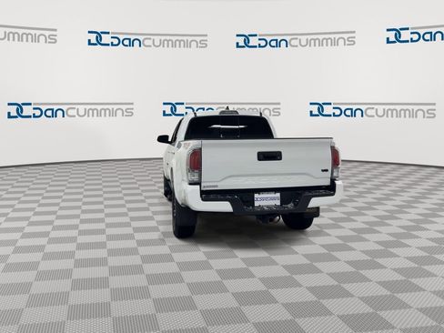 Used 2023 Toyota Tacoma TRD Sport AWD/4WD image 7