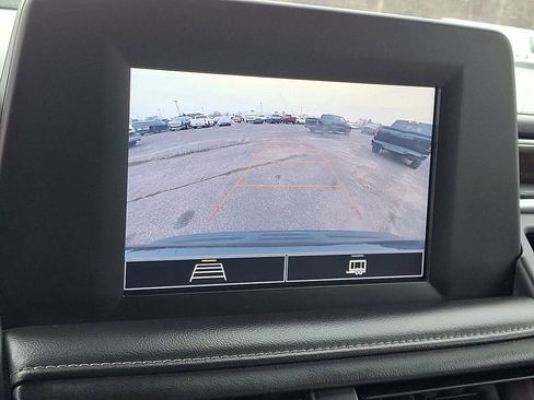 Used 2023 Chevrolet Tahoe LS image 25