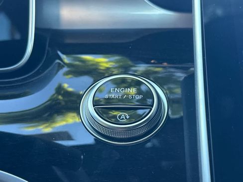 New 2026 Mercedes-Benz C 300 4MATIC Sedan image 20