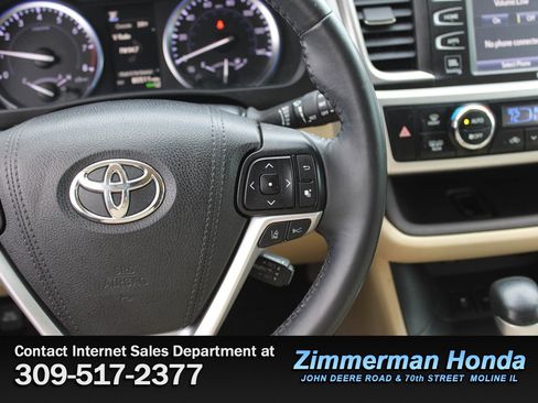 Used 2018 Toyota Highlander Limited image 15