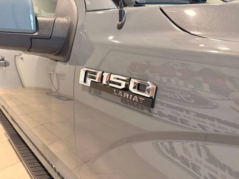 Used 2019 Ford F150 Lariat w/ Equipment Group 502A Luxury AWD/4WD image 4