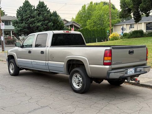 Used 2002 Chevrolet Silverado 2500 LS w/ Electrical Convenience Pkg RWD image 3