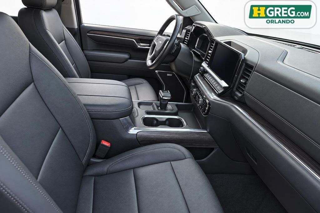 Used 2023 Chevrolet Silverado 1500 LTZ AWD/4WD image 11