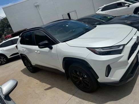 Used 2024 Toyota RAV4 XSE AWD/4WD image 2