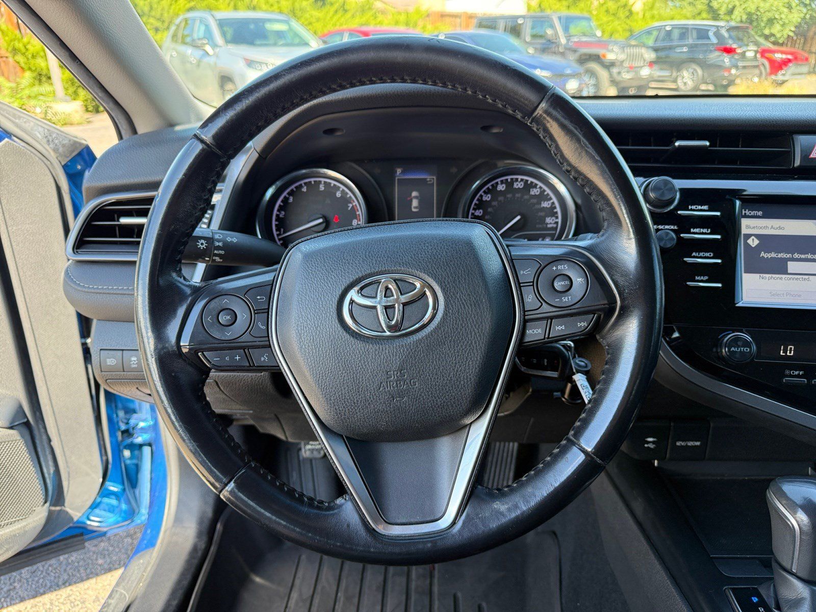Used 2019 Toyota Camry SE FWD image 9