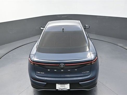 Used 2025 Toyota Crown Limited image 14