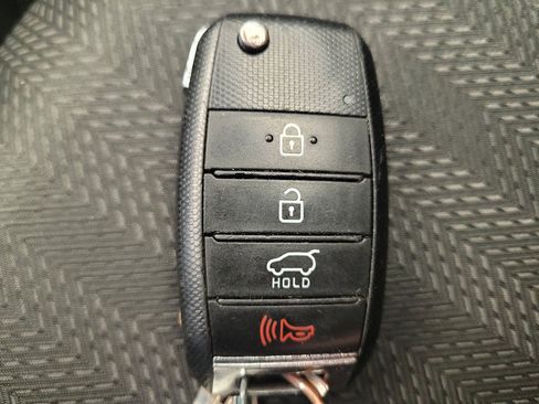 Used 2020 Kia Sportage LX FWD image 32