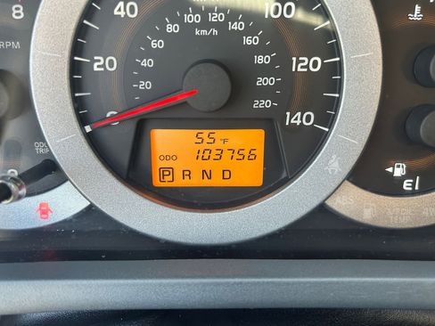 Used 2011 Toyota RAV4 4WD w/ Base L4 Extra Value Pkg image 17