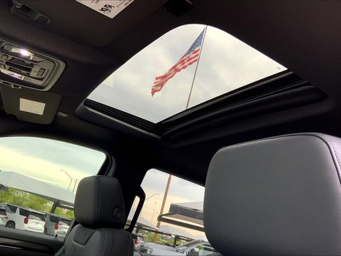 New 2025 GMC Sierra 1500 AT4 w/ AT4 Premium Package image 16