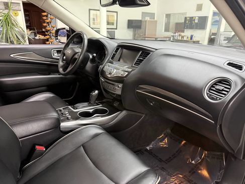 Used 2020 INFINITI QX60 Pure image 19