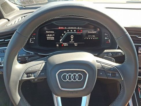 Used 2025 Audi Q7 3.0T Prestige w/ Prestige Package image 22