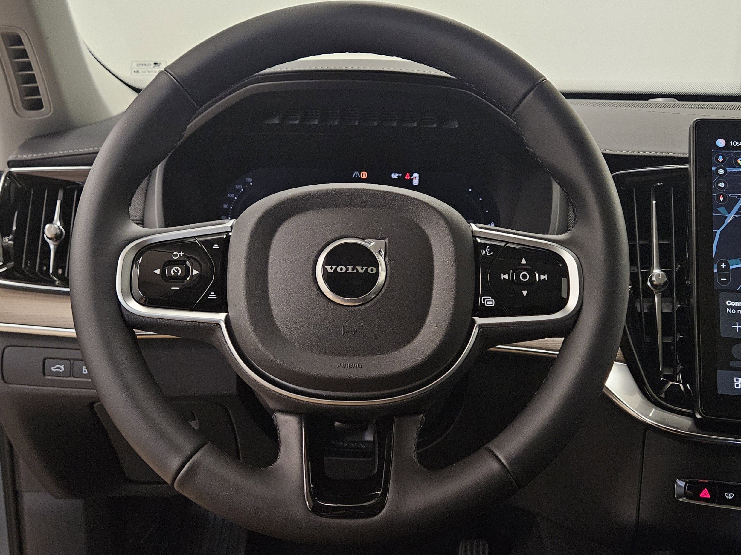 New 2026 Volvo XC90 T8 Plus w/ Protection Package Premier AWD/4WD image 41