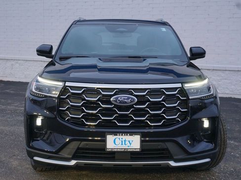 Used 2025 Ford Explorer Platinum w/ Ultimate Package image 5