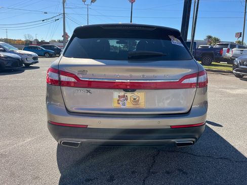 Used 2018 Lincoln MKX Select w/ Select Plus Package image 6