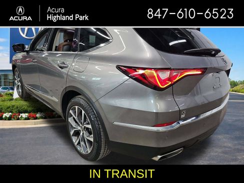 Used 2024 Acura MDX SH-AWD w/ Technology Package image 17