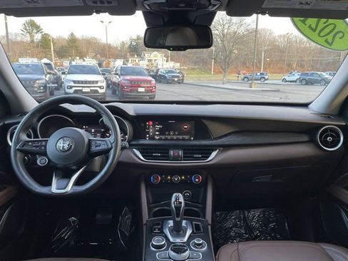 Used 2021 Alfa Romeo Stelvio Sprint w/ Sun & Sound Package image 13