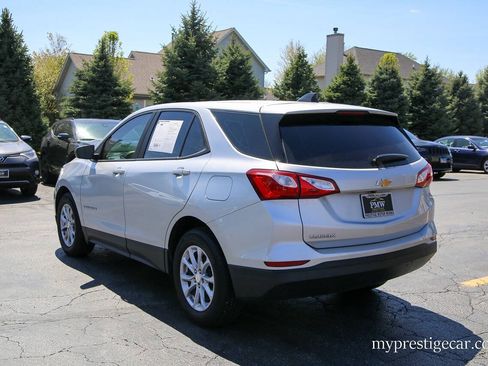 Used 2020 Chevrolet Equinox LS FWD image 6